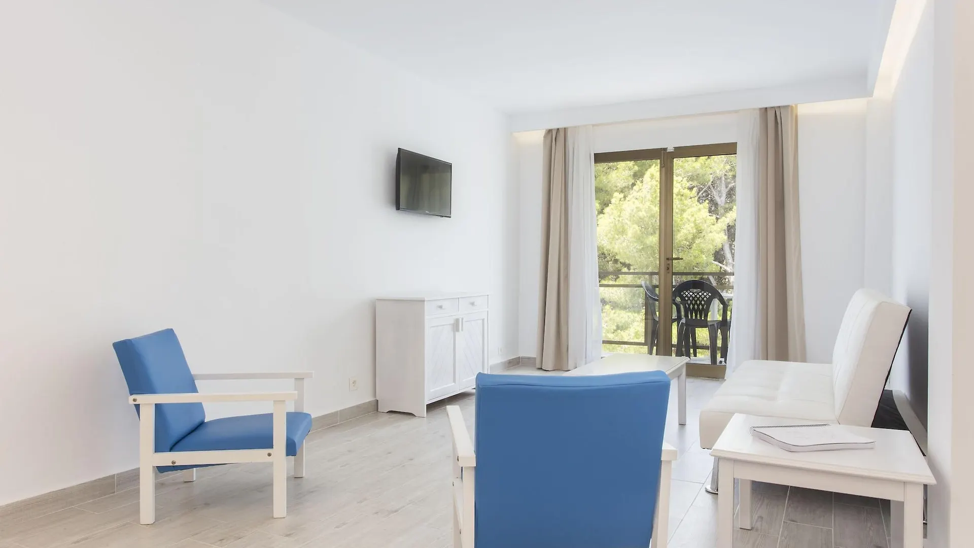 Guya Wave Hotel (Adults Only) Cala Ratjada  3*, Cala Ratjada (Mallorca) Spain