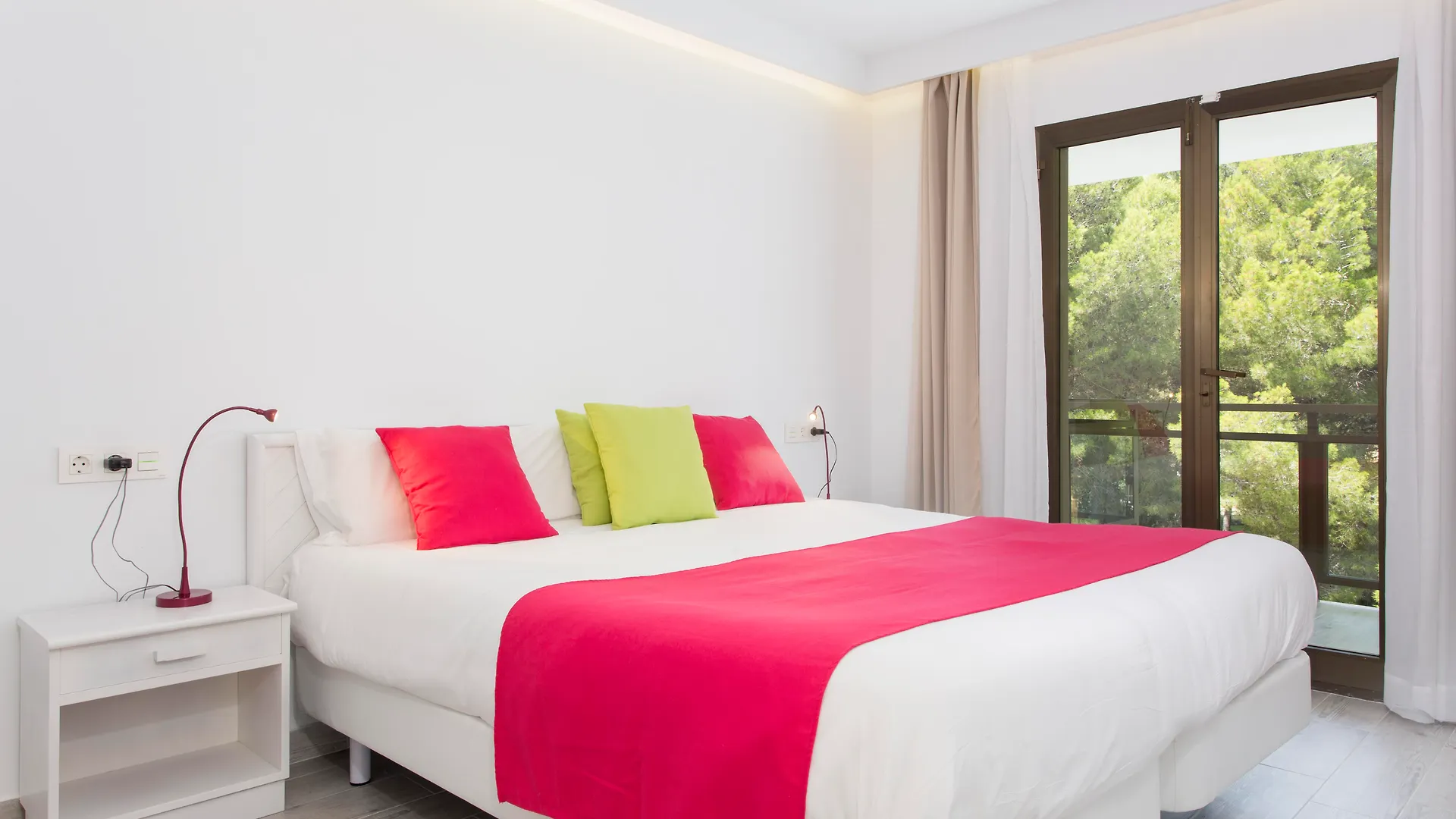 Guya Wave Hotel (Adults Only) كالا راتخاذا 3*,