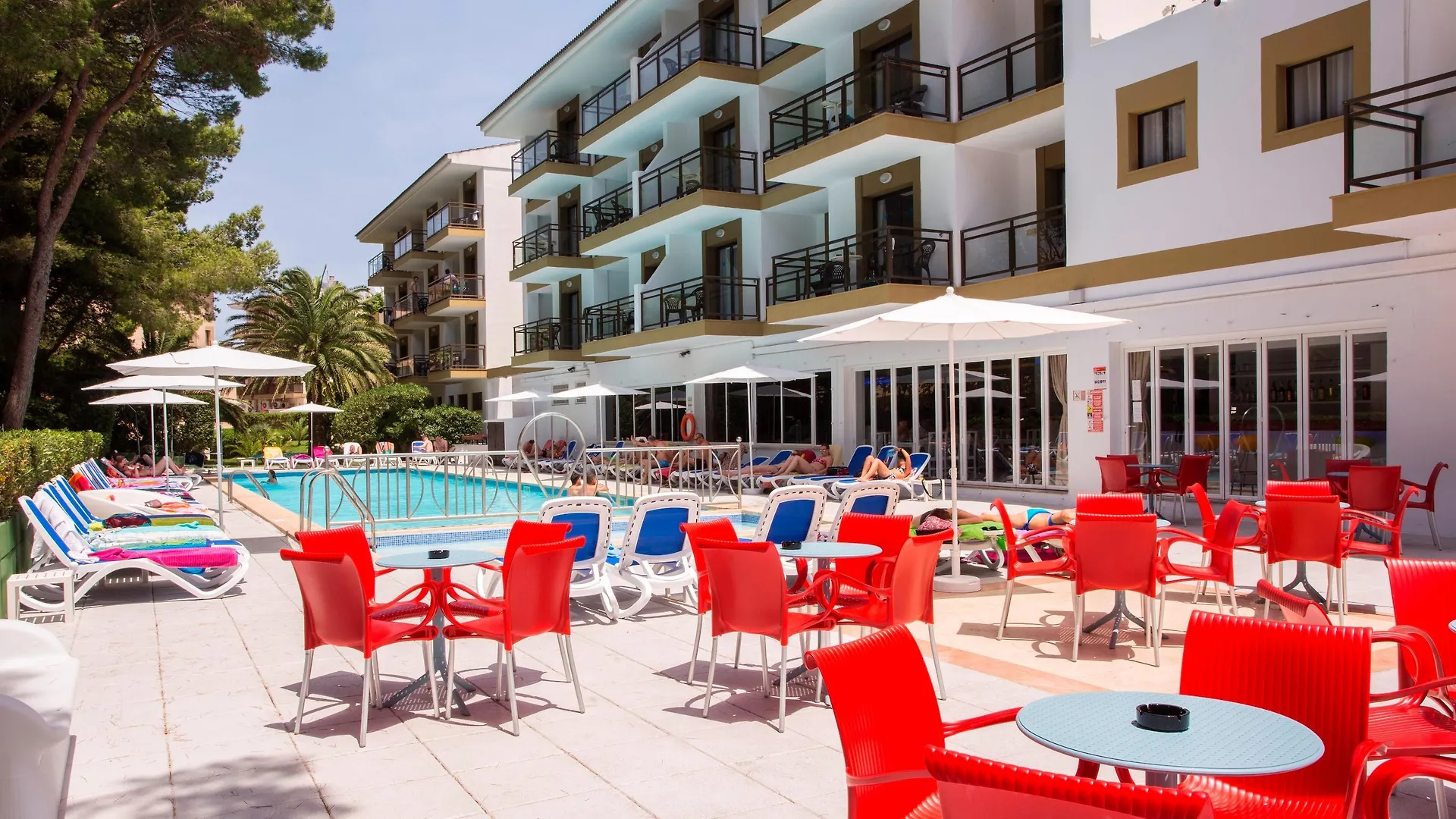 Guya Wave Hotel (Adults Only) كالا راتخاذا