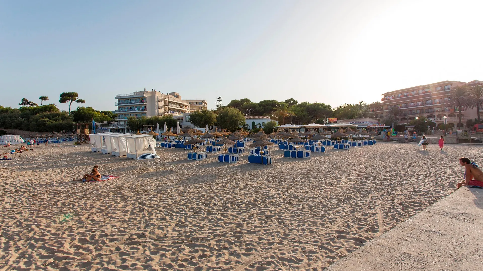 Guya Wave Hotel (Adults Only) كالا راتخاذا