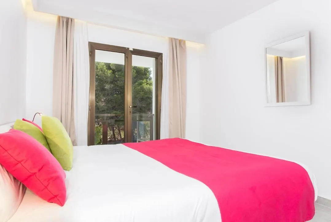 Guya Wave Hotel (Adults Only) كالا راتخاذا 3*,  إسبانيا