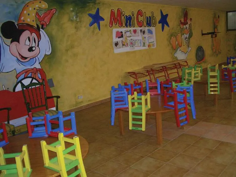 קאלה ראטג'אדה Guya Wave Hotel (Adults Only) קאלה ראטג'אדה