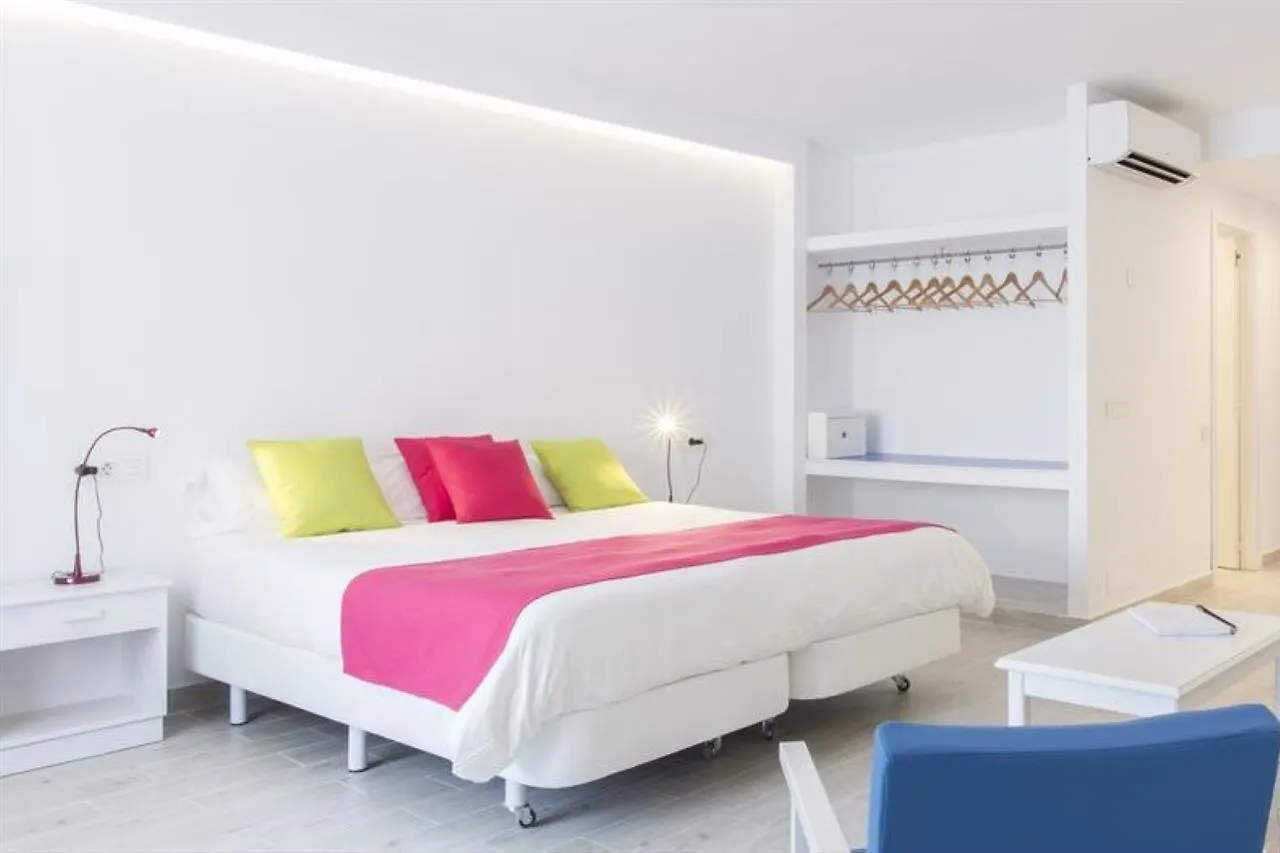 Guya Wave Hotel (Adults Only) Cala Ratjada  3*, Cala Ratjada (Mallorca) Španělsko
