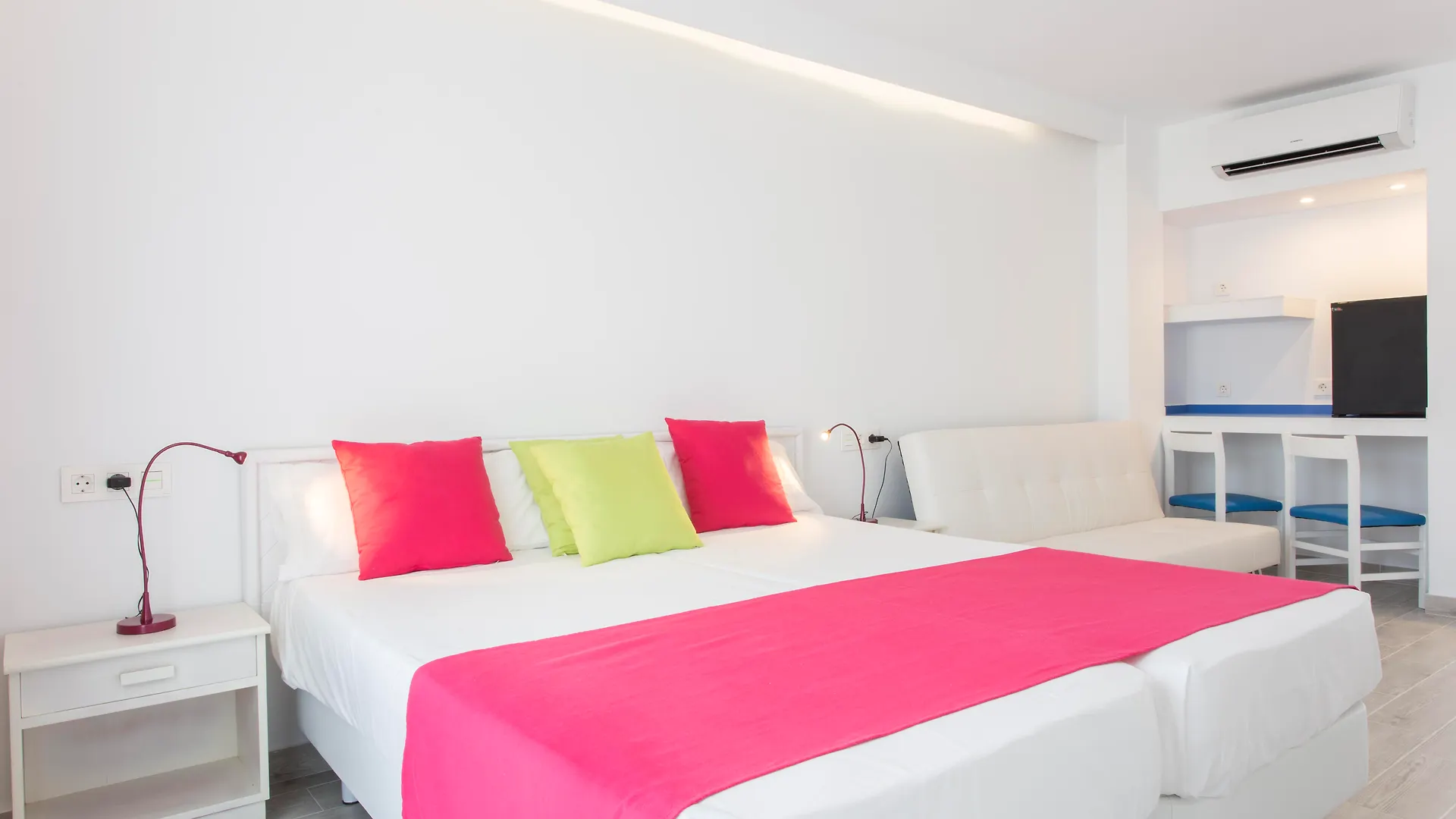 Guya Wave Hotel (Adults Only) Cala Ratjada