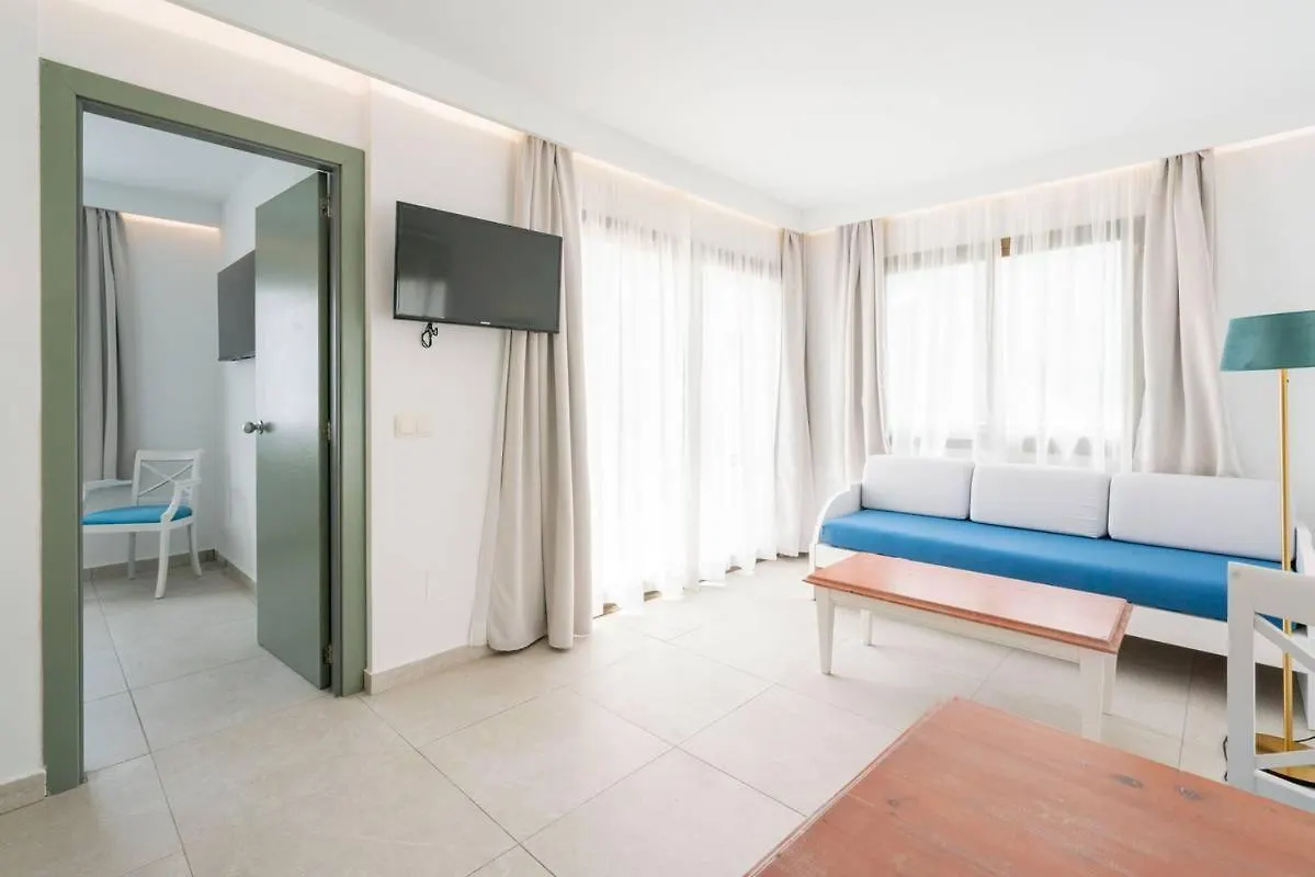 Guya Wave Hotel (Adults Only) Cala Ratjada