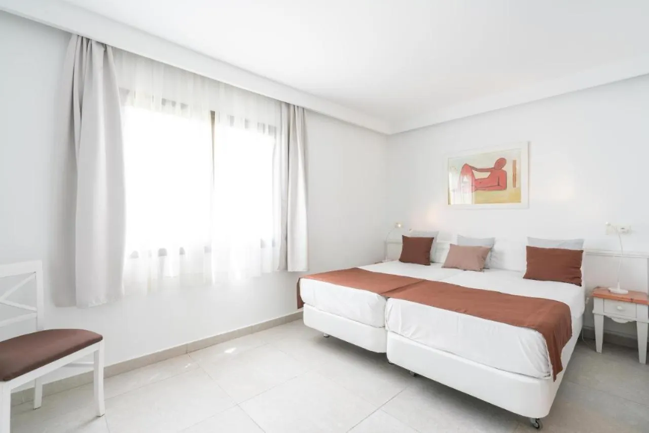 Guya Wave Hotel (Adults Only) Cala Ratjada