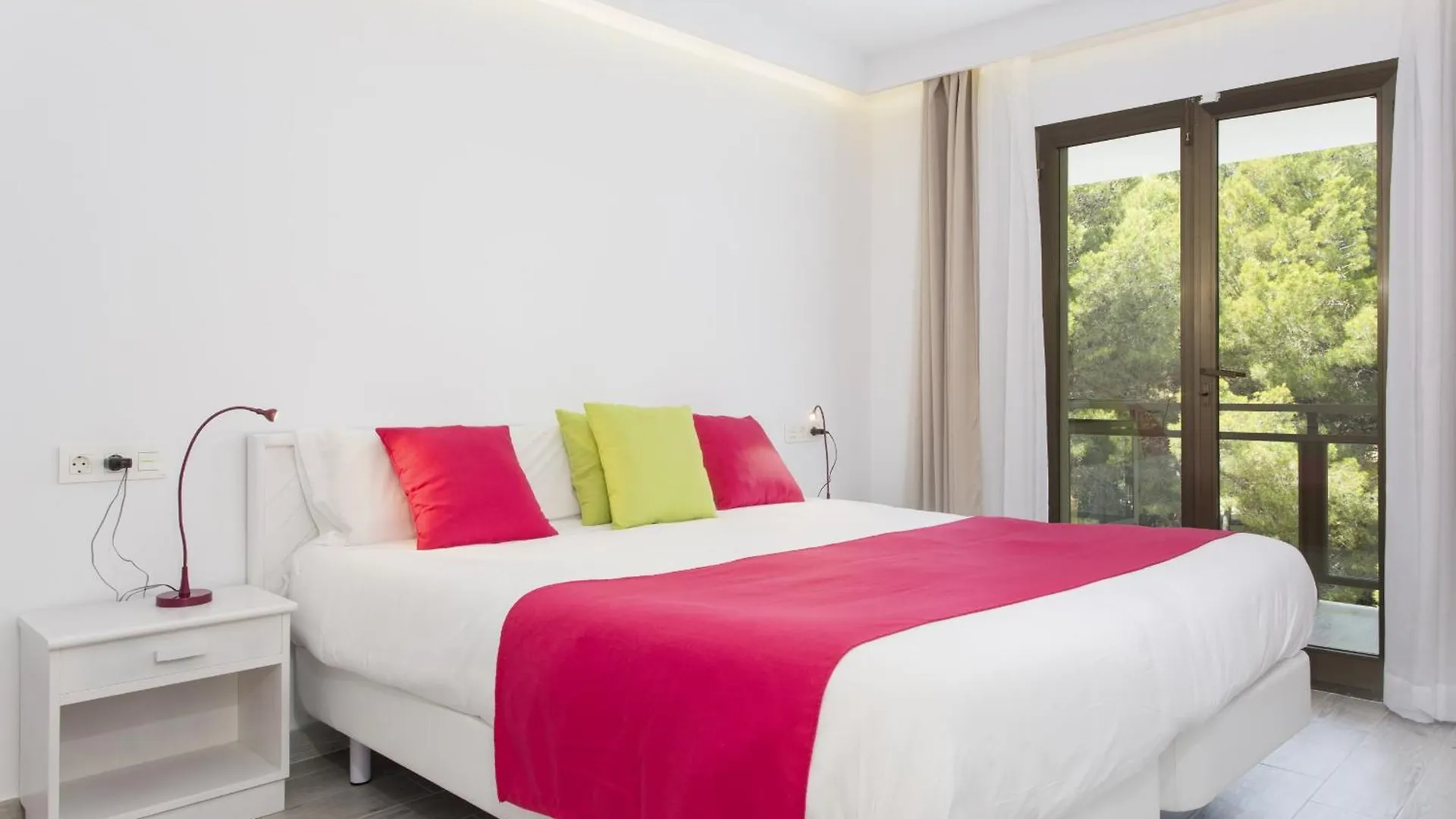 Guya Wave Hotel (Adults Only) Cala Ratjada